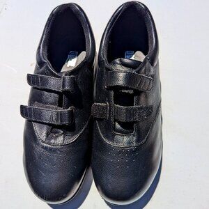 Orthopedic shoes for seniors: Drew® Paradise II